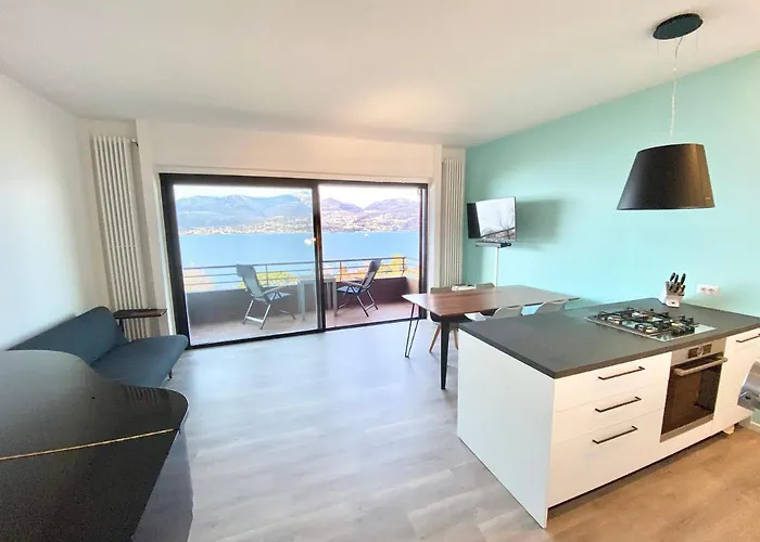 L'appartamento Dell'arte Apartament Cerro (Laveno-Mombello)